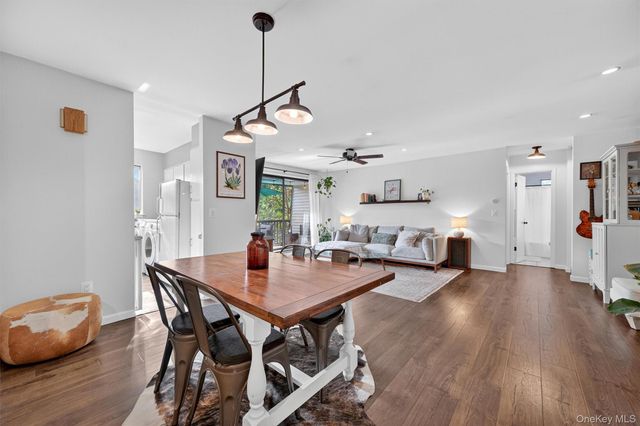 516 Vista On The Lake 516, Carmel, NY 10512