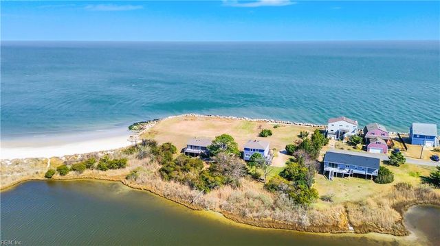 215 Lighthouse DR, Hampton, VA 23664
