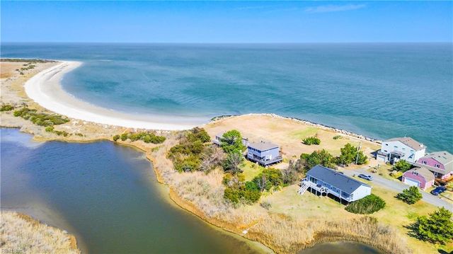 215 Lighthouse DR, Hampton, VA 23664