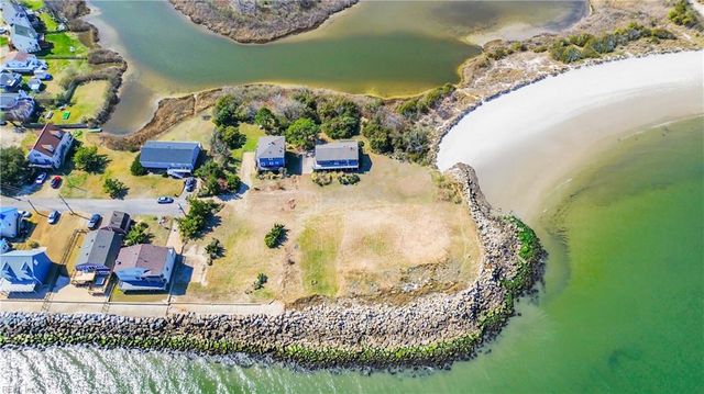 215 Lighthouse DR, Hampton, VA 23664