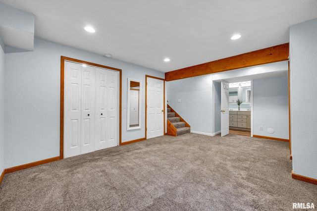 10514 N SCHOPP Lane, Peoria, IL 61615