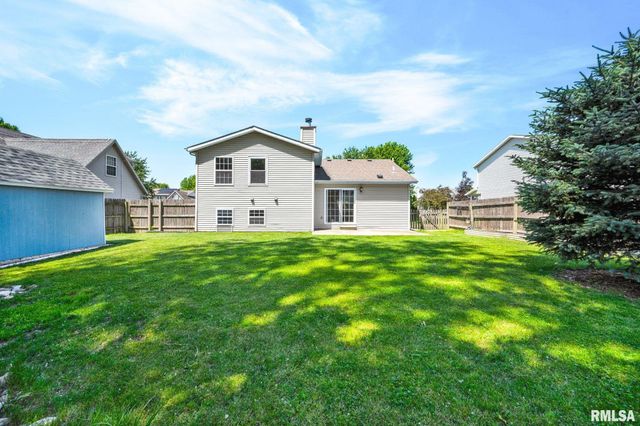 10514 N SCHOPP Lane, Peoria, IL 61615