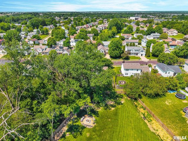 10514 N SCHOPP Lane, Peoria, IL 61615
