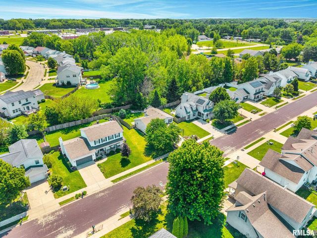 10514 N SCHOPP Lane, Peoria, IL 61615