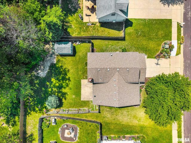 10514 N SCHOPP Lane, Peoria, IL 61615