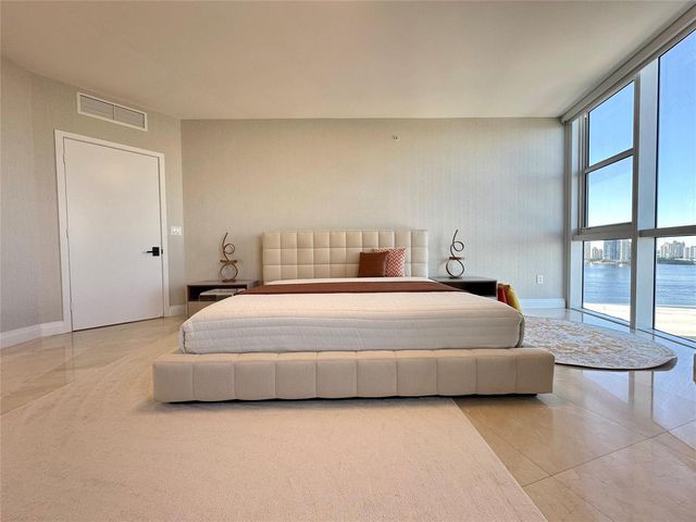 18201 Collins Avenue 1901, Sunny Isles Beach, FL 33160