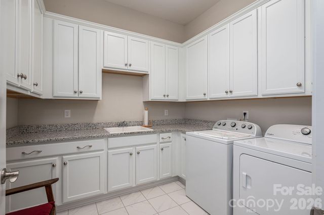5247 Courtyard Lane, Belmont, NC 28012