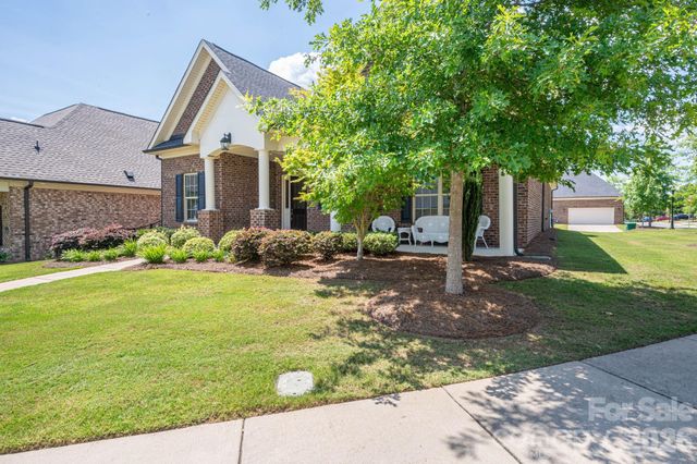 5247 Courtyard Lane, Belmont, NC 28012