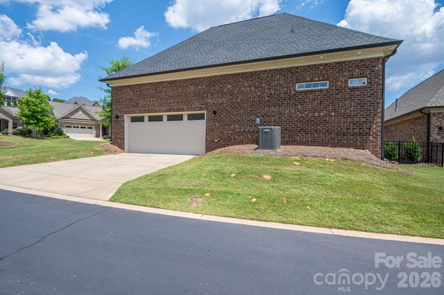 5247 Courtyard Lane, Belmont, NC 28012