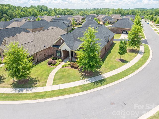 5247 Courtyard Lane, Belmont, NC 28012