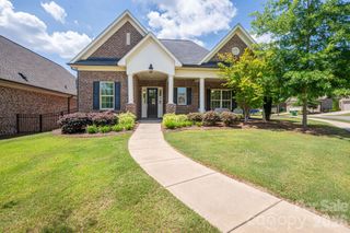 5247 Courtyard Lane, Belmont, NC 28012