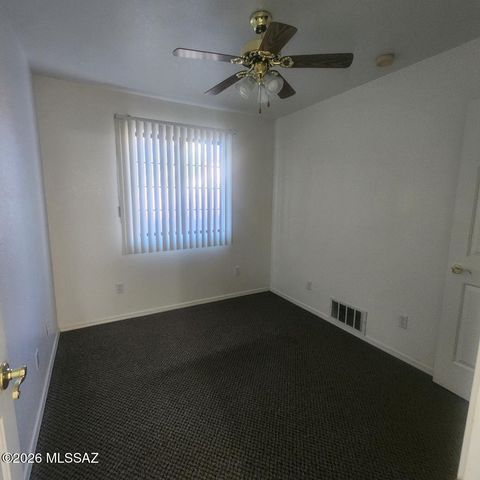 829 E Calle Esplendor, Nogales, AZ 85621