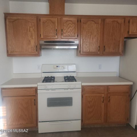 829 E Calle Esplendor, Nogales, AZ 85621