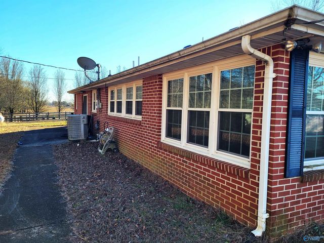 415 County Road 1749, Holly Pond, AL 35083