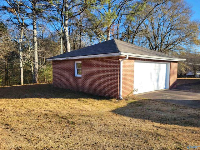 415 County Road 1749, Holly Pond, AL 35083