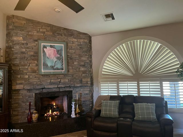 586 W CASA GRANDE LAKES Boulevard N, Casa Grande, AZ 85122