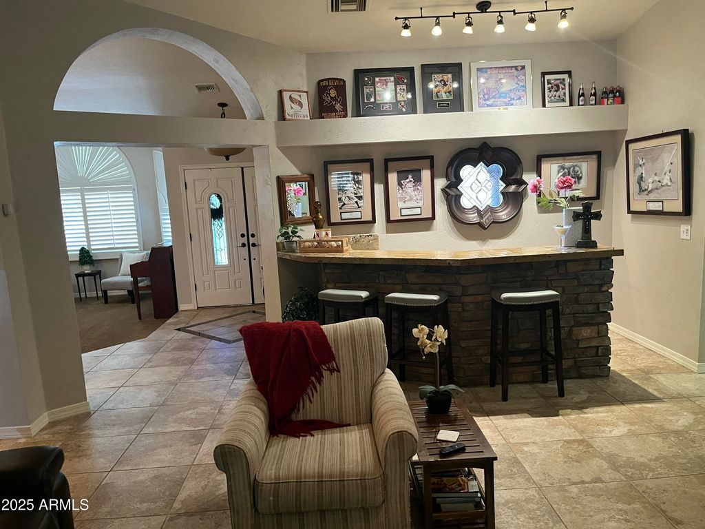 Image 15 of property listing at 586 W CASA GRANDE LAKES Boulevard N, Casa Grande, AZ 85122