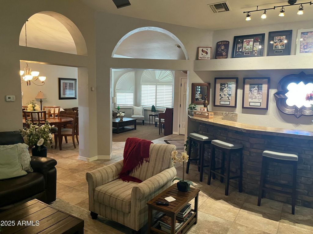 Image 16 of property listing at 586 W CASA GRANDE LAKES Boulevard N, Casa Grande, AZ 85122