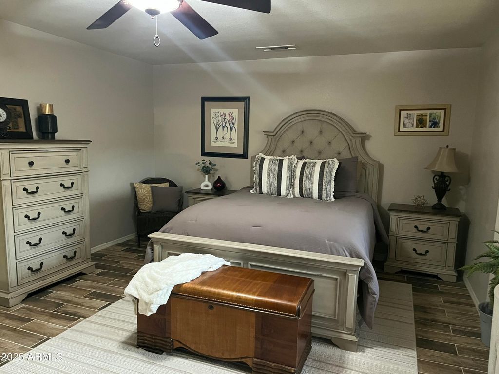 Image 31 of property listing at 586 W CASA GRANDE LAKES Boulevard N, Casa Grande, AZ 85122