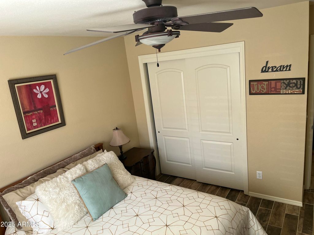 Image 41 of property listing at 586 W CASA GRANDE LAKES Boulevard N, Casa Grande, AZ 85122