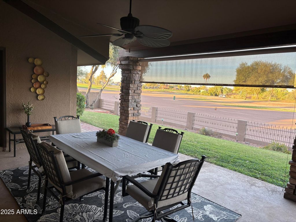 Image 8 of property listing at 586 W CASA GRANDE LAKES Boulevard N, Casa Grande, AZ 85122