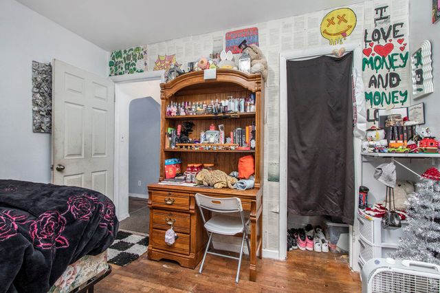 1190 Monroe Street, Benton Harbor, MI 49022