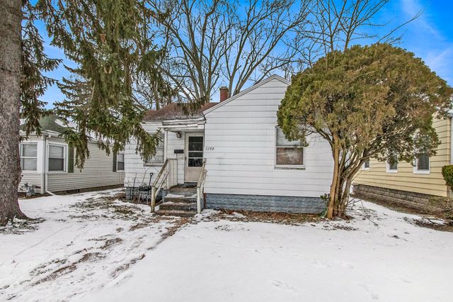 1190 Monroe Street, Benton Harbor, MI 49022