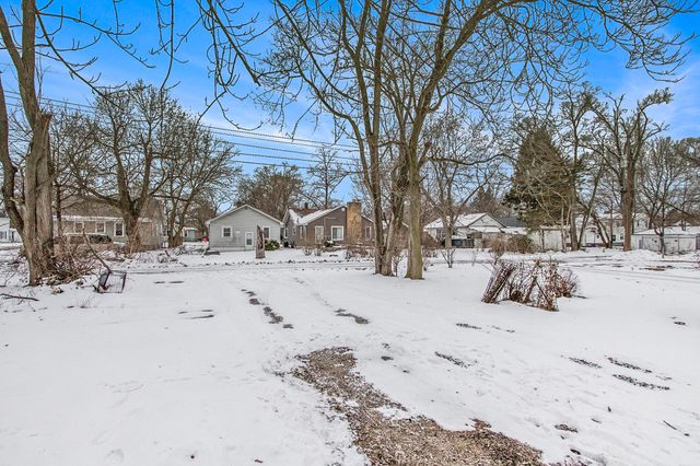 1190 Monroe Street, Benton Harbor, MI 49022