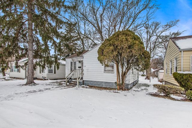 1190 Monroe Street, Benton Harbor, MI 49022