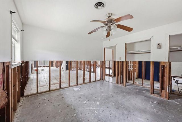 21344 Highway 73, Hamshire, TX 77622