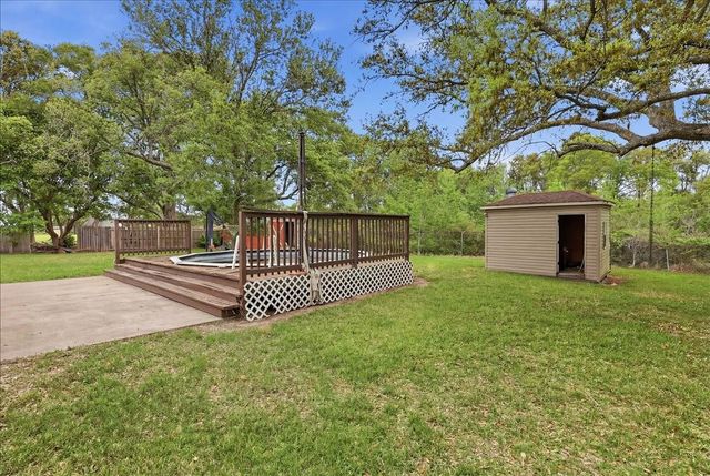 21344 Highway 73, Hamshire, TX 77622