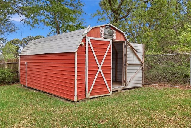 21344 Highway 73, Hamshire, TX 77622