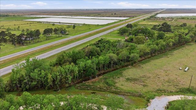 21344 Highway 73, Hamshire, TX 77622