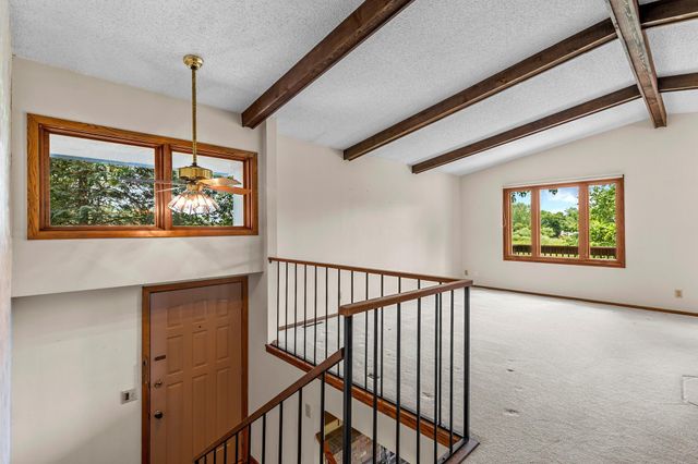 1289 Bridle Path Court, White Bear Lake, MN 55110
