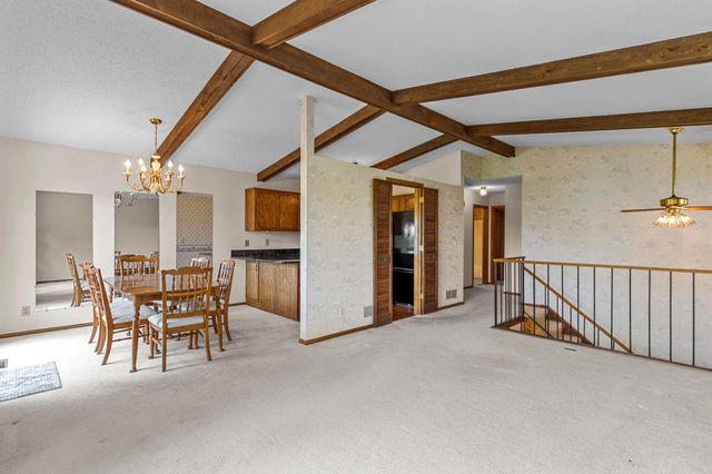 1289 Bridle Path Court, White Bear Lake, MN 55110