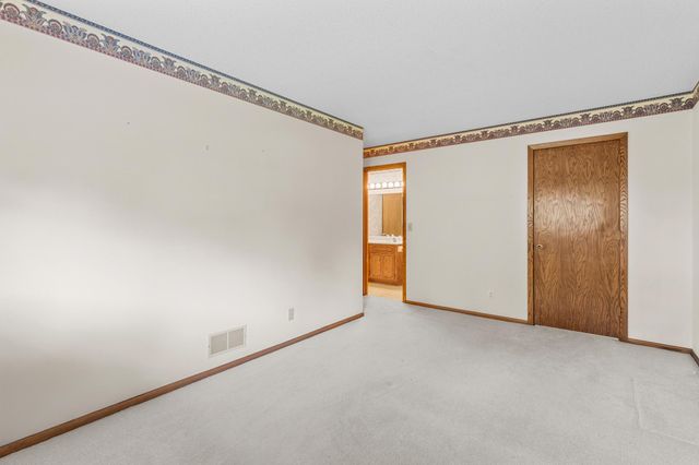 1289 Bridle Path Court, White Bear Lake, MN 55110