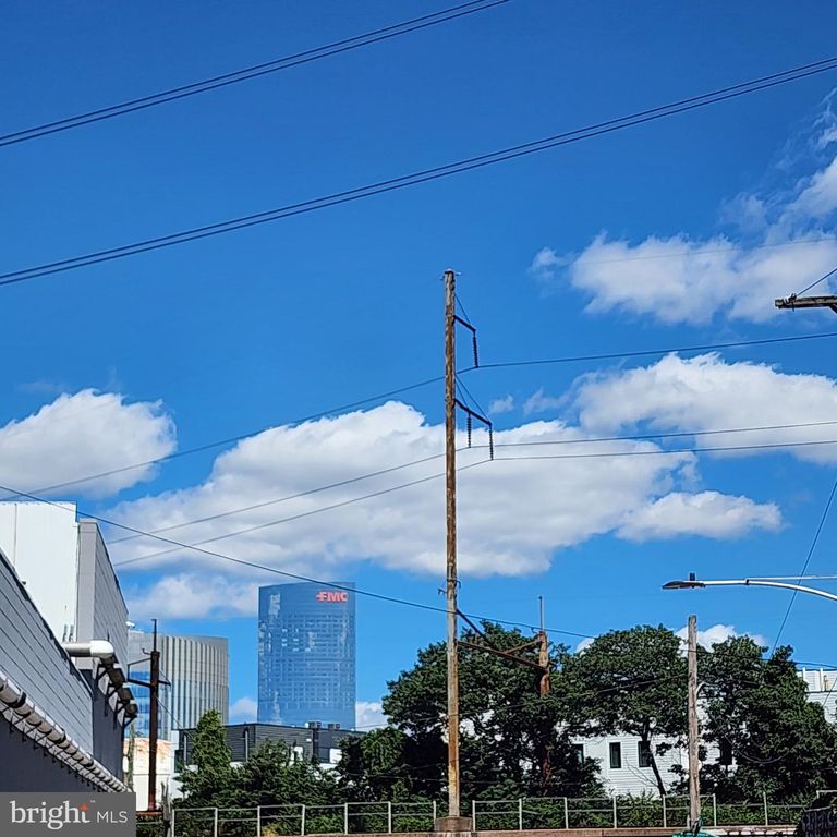 2535 ALTER ST, Philadelphia, PA 19146 — photo 4