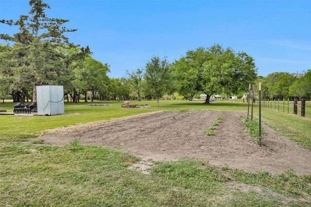 4402 Spears Road, Manvel, TX 77578