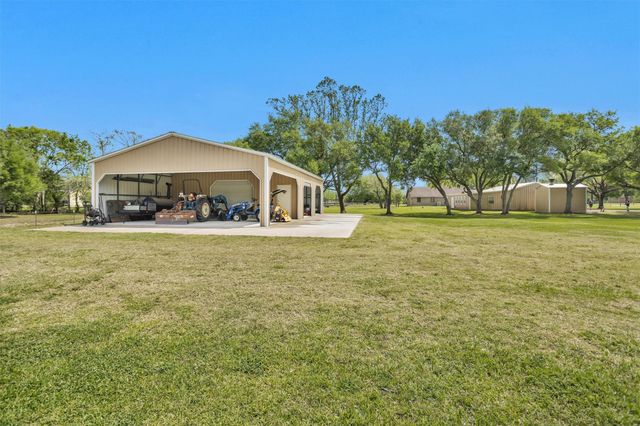 4402 Spears Road, Manvel, TX 77578