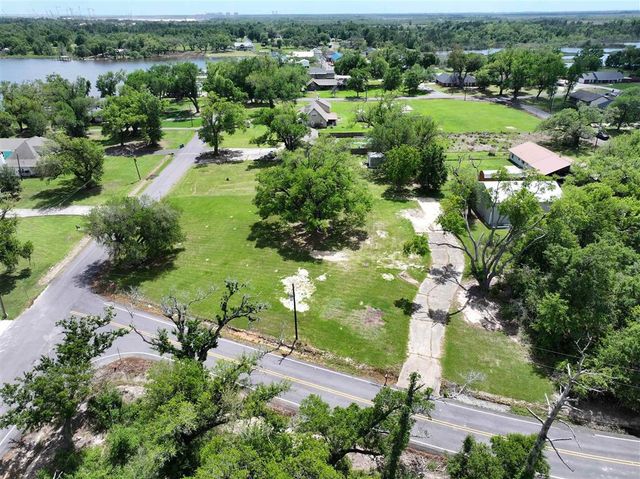 1340 Marine Dr Drive, Sulphur, LA 70665