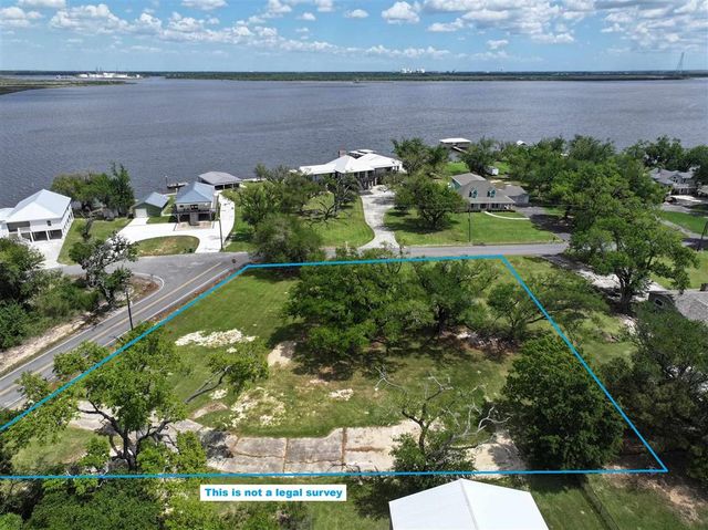 1340 Marine Dr Drive, Sulphur, LA 70665