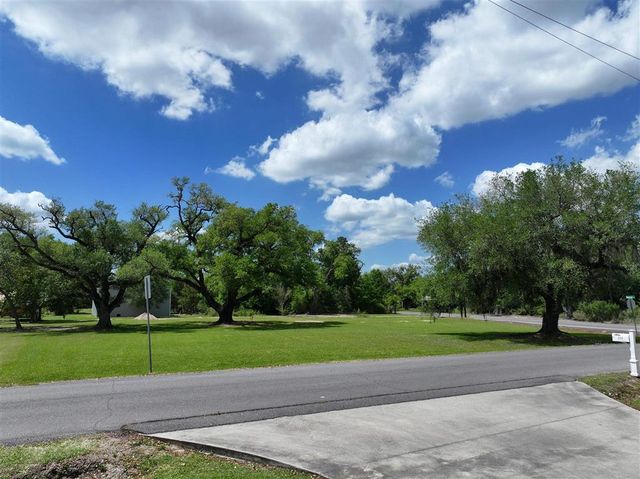 1340 Marine Dr Drive, Sulphur, LA 70665