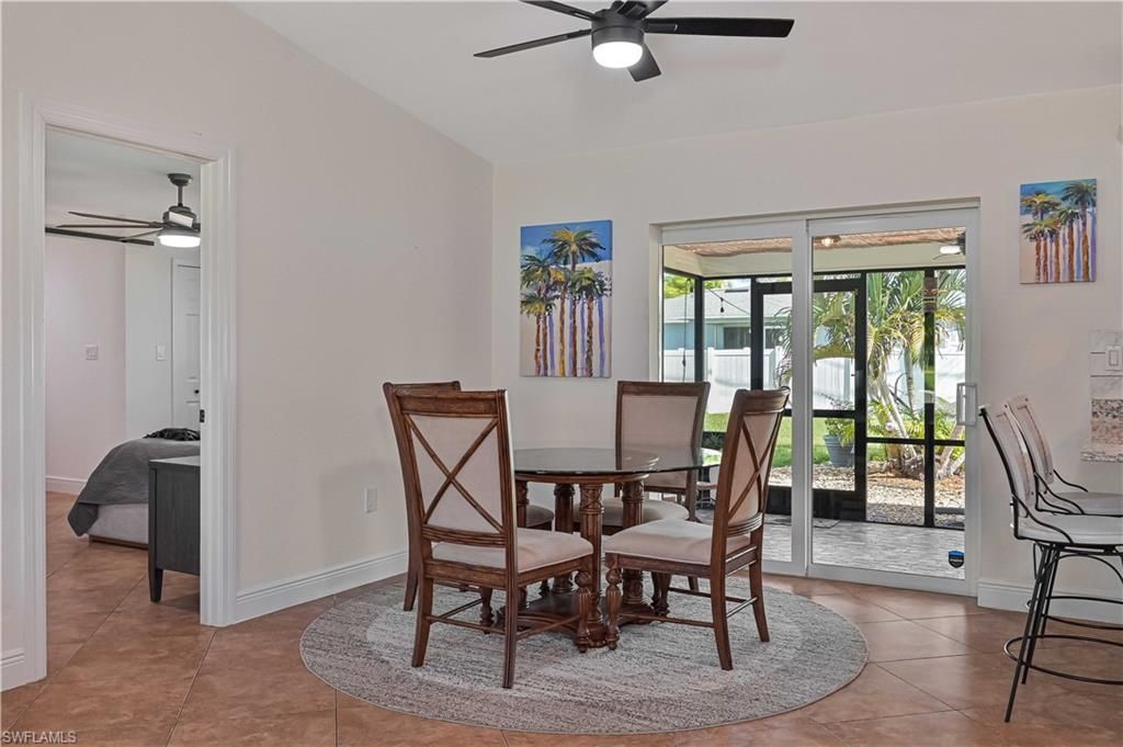 Image 12 of property listing at 313 SE 3rd ST, Cape Coral, FL 33990