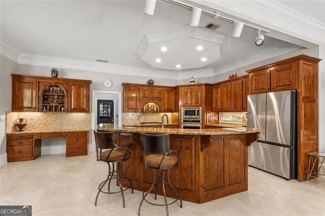 3610 Mansions Parkway, Berkeley Lake, GA 30096