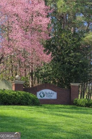 3610 Mansions Parkway, Berkeley Lake, GA 30096