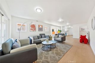 1132 W 55th Street, Los Angeles, CA 90037