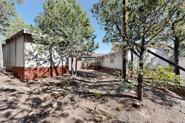 36 Mockingbird Drive, Tijeras, NM 87059