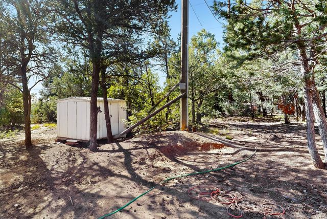 36 Mockingbird Drive, Tijeras, NM 87059