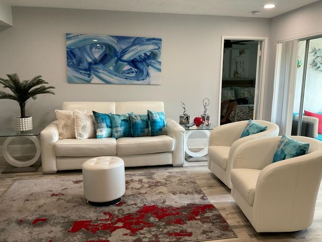 14898 Wedgefield Drive 202, Delray Beach, FL 33446
