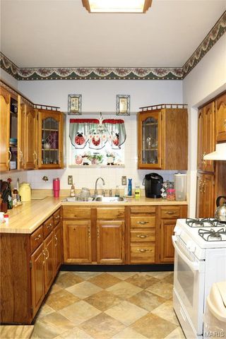 3719 Marine Avenue, St Louis, MO 63118